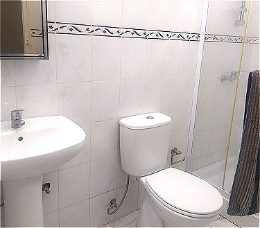 Ba&ntilde;o habitacion 3 