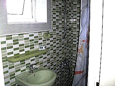 Ba&ntilde;o de la habitacion 1, la ducha