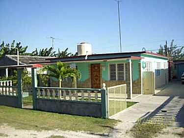 La casa a 50 metros de la playa