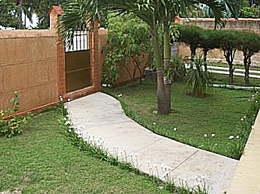 Entrada a la casa
