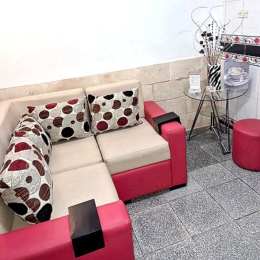 Sala de estar - comedor con sofa cama