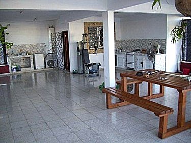 Terraza de la casa (vease la cocina al fondo)