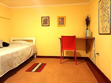 Habitacion individual (con mesa)