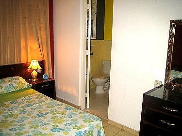 Habitacion (ba&ntilde;o a la derecha)
