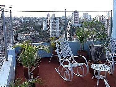 Otro deltalle de la terraza del aparthotel