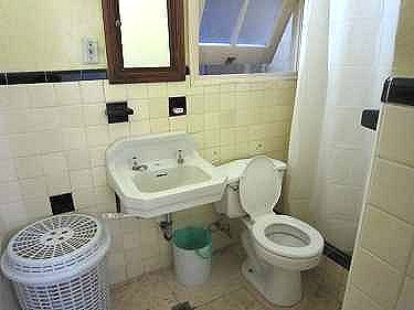 Otro ba&ntilde;o