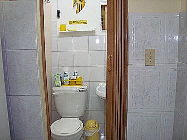 Ba&ntilde;o apartamento 1