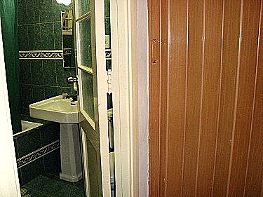 Ba&ntilde;o de la habitacion 2