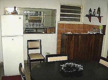 Comedor (bar al fondo)