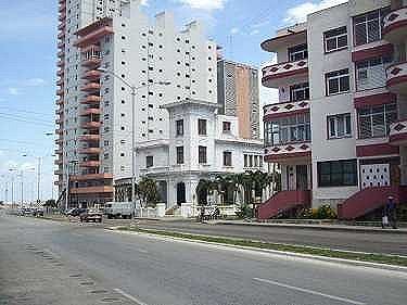 La casa vista desde el exterior